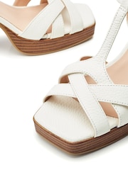 Moda in Pelle Quinnie Flexi Stack Platform Sandals - Image 4 of 4