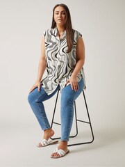 Evans Curve Abstract Print White Tunic - Image 3 of 5