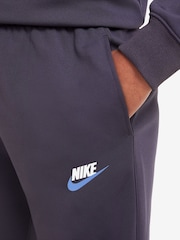 Purple Raisin - Chándal Sportswear de Nike - Imagen 3 de 3