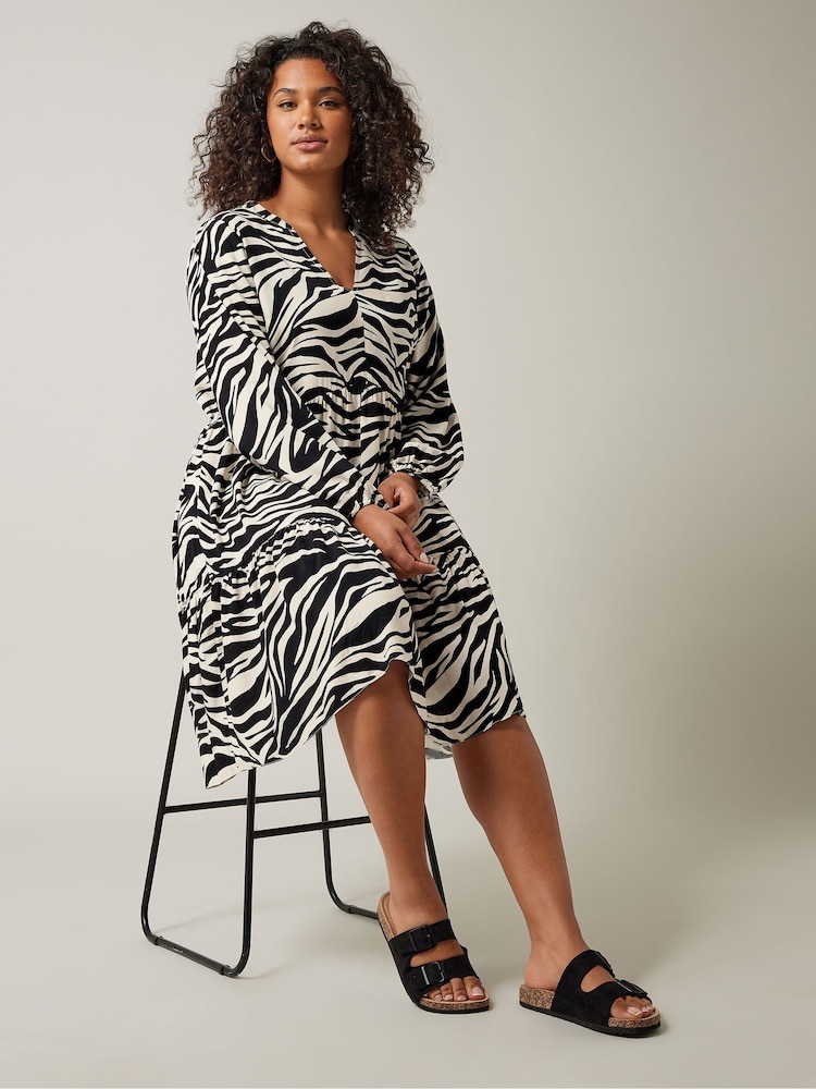 Evans Curve Tiered Zebra Print Dress - Image 2 of 6