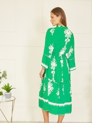 Yumi Green Viscose Midi Dress With Long Sleeves - Image 8 of 9
