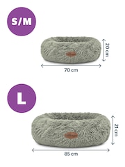 Silentnight Green Calming Donut Pet Bed - Image 2 of 6