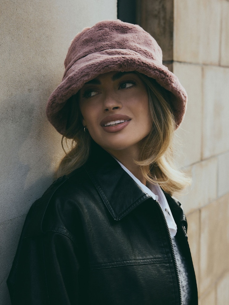 Pink Faux Fur Bucket Hat - Image 4 of 4