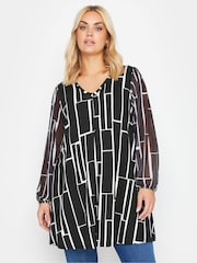 Yours Curve Geometrisch bedrucktes Top mit Mesh-Ärmeln​​​​​​​ - Bild 1 von 4
