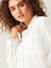 Regatta Cream Primevere Long Sleeve Shirt - Image 4 of 7