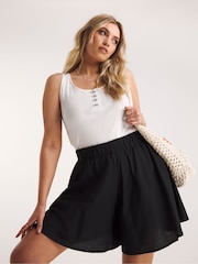 Simply Be Black Linen Floaty Shorts - Image 1 of 4
