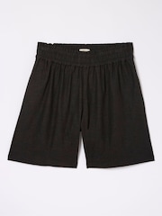 FatFace Tadley Black Linen Shirred Waist Shorts - Image 6 of 6