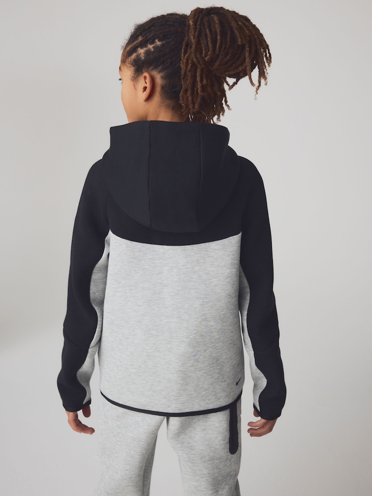 Buy Nike Black/Light Grey Tech Fleece Zip-Up Hoodie from Next Norway
