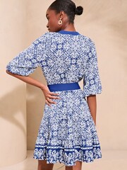 Lipsy Blue Petite Short Sleeve Border Printed Smock Mini Dress - Image 2 of 4