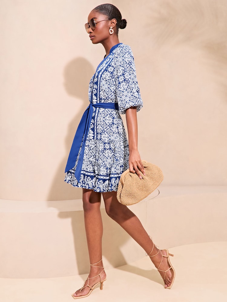 Lipsy Blue Petite Short Sleeve Border Printed Smock Mini Dress - Image 3 of 4