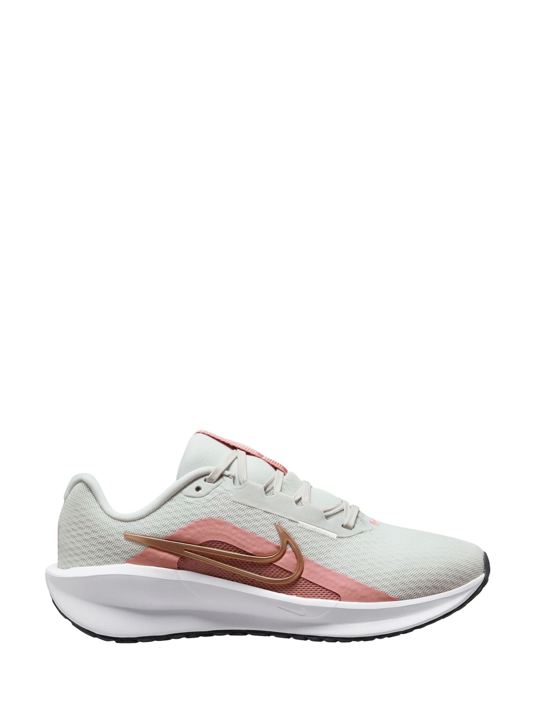 Nike downshifter grey/pink hot sale