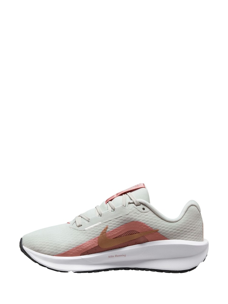 Nike Grey/Pink/White Downshifter 13 Road Running Trainers - Image 2 of 5