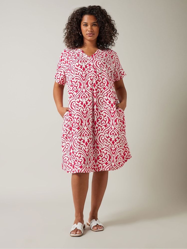 Evans Red Curve Abstract Print Pleat Front Midi Dress - Image 1 of 5