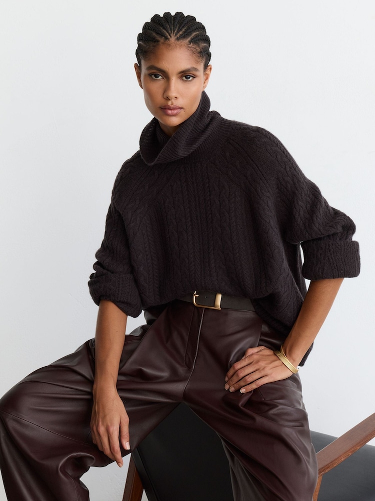 Reiss Chocolate Iyla Suede Half Keeper Belt - Image 5 of 5