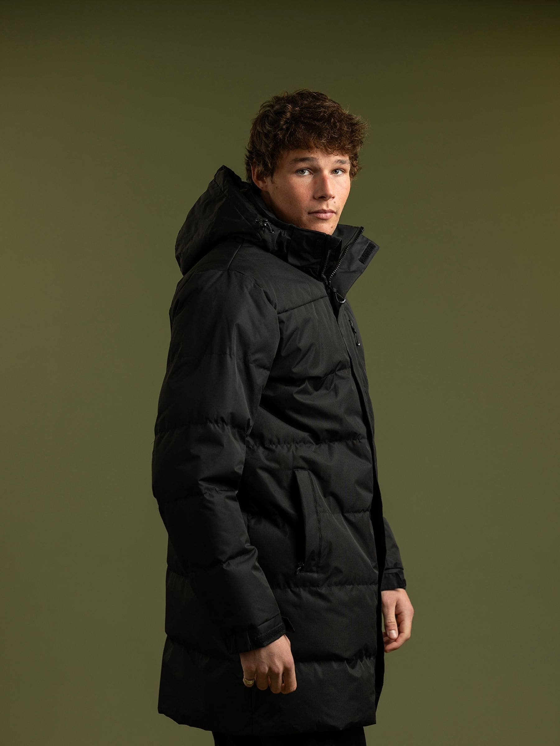 Cumpără Negru - Jachetă căptușită Trespass Clipster de lungime mai