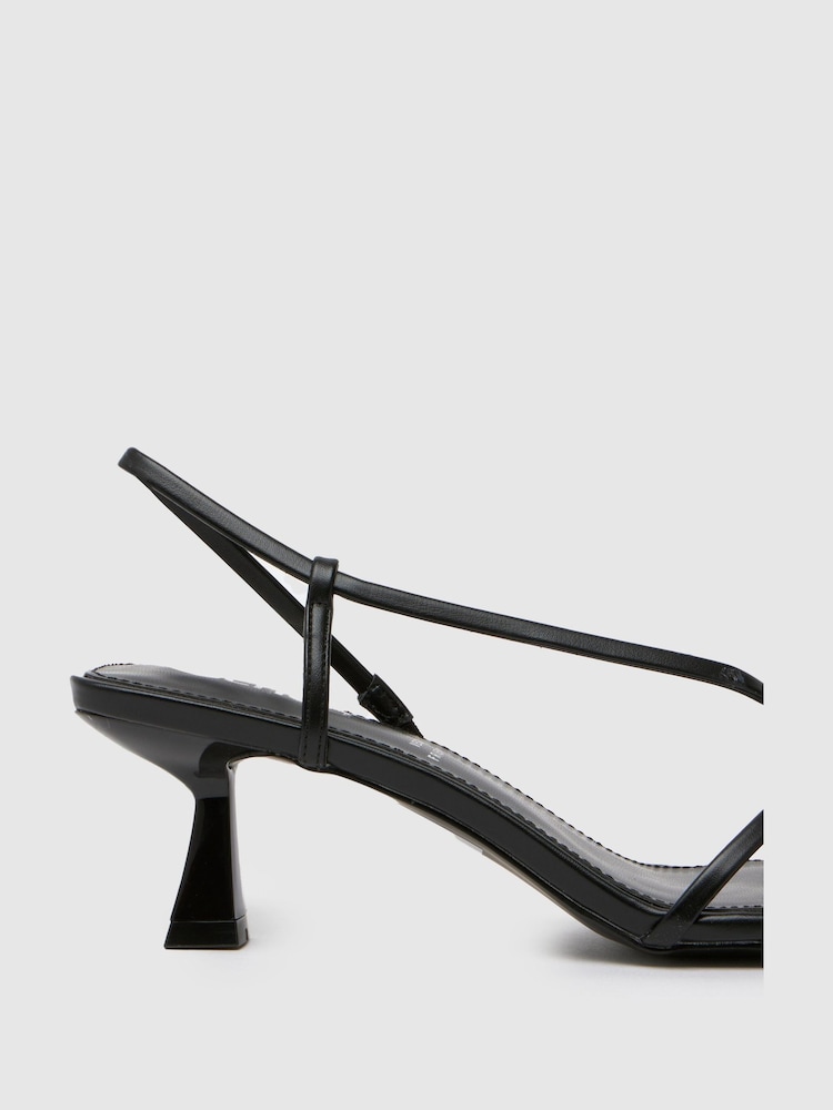 Schuh Sora Toe Post Sandals - Image 2 of 4
