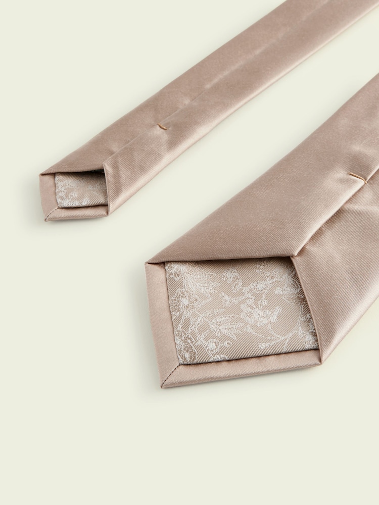 Neutral Brown Silk Tie And Pocket Square Set - Image 4 of 6