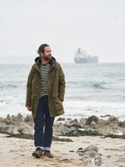 Seasalt Cornwall Green Mens Tin Coast Waterproof 3 in 1 Coat - Image 4 of 7