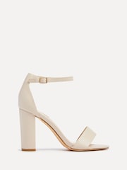 Nude - Linzi Nelly Filigrane Sandalen aus Velourslederimitat mit Blockabsatz - Bild 2 von 5