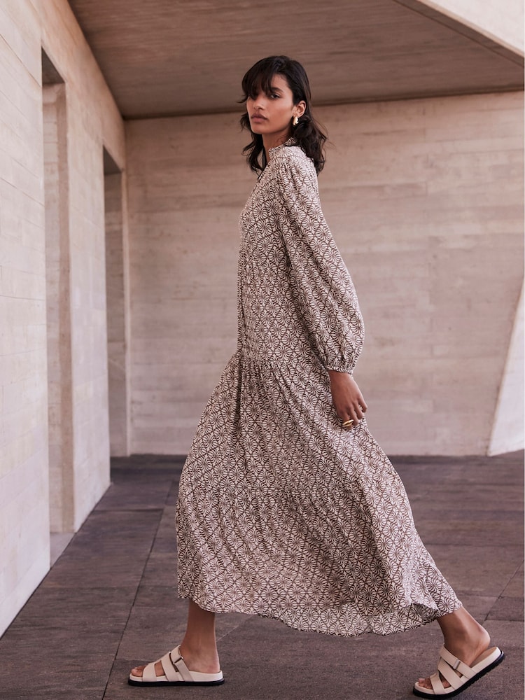 Mint Velvet Cream Printed Maxi Dress - Image 1 of 4 Mint Velvet Cream Printed Maxi Dress - Image 1 of 4