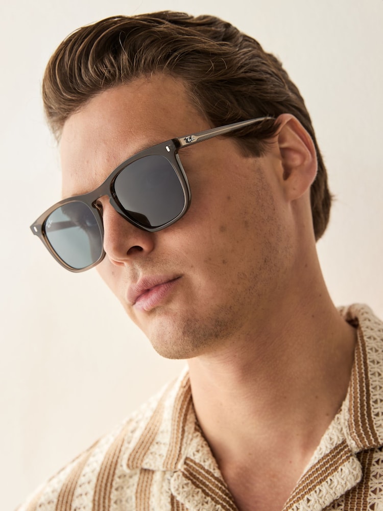 Ray-Ban Rb2210 Square Brown Sunglasses - Bild 1 von 9