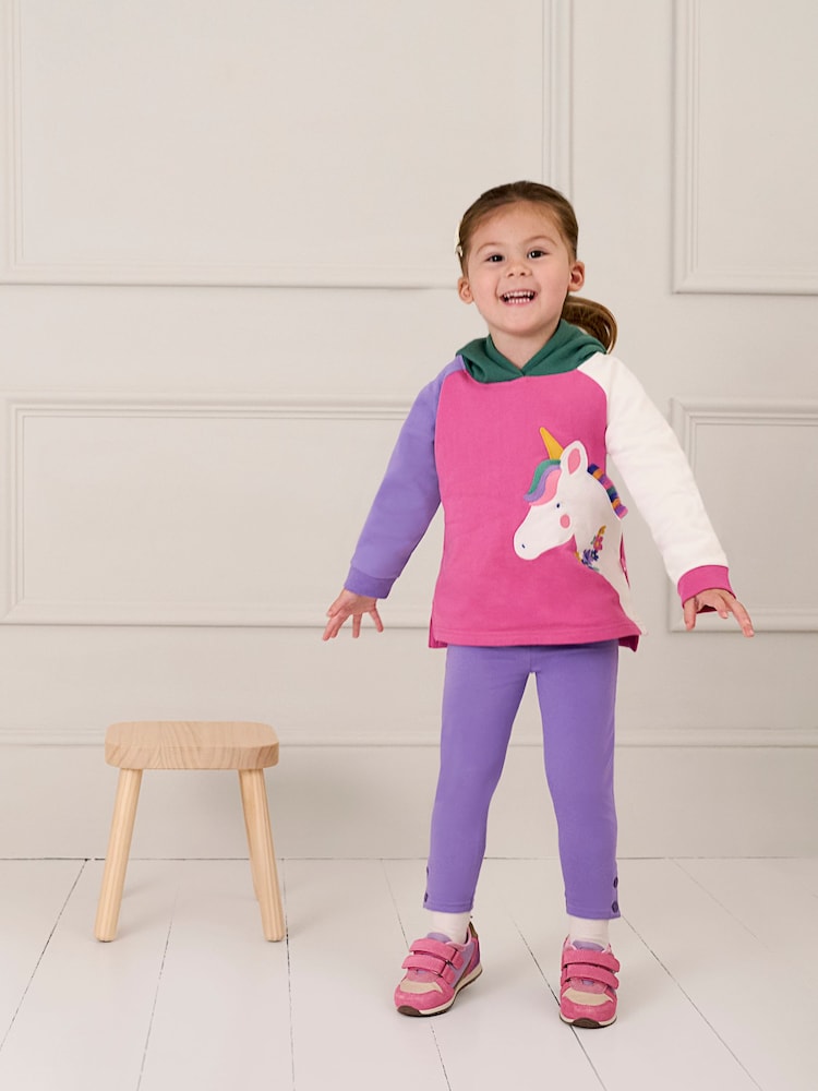 JoJo Maman Bébé Set aus Hoodie mit Einhorn-Applikation und Leggings - Bild 2 von 9 JoJo Maman Bébé Set aus Hoodie mit Einhorn-Applikation und Leggings - Bild 2 von 9