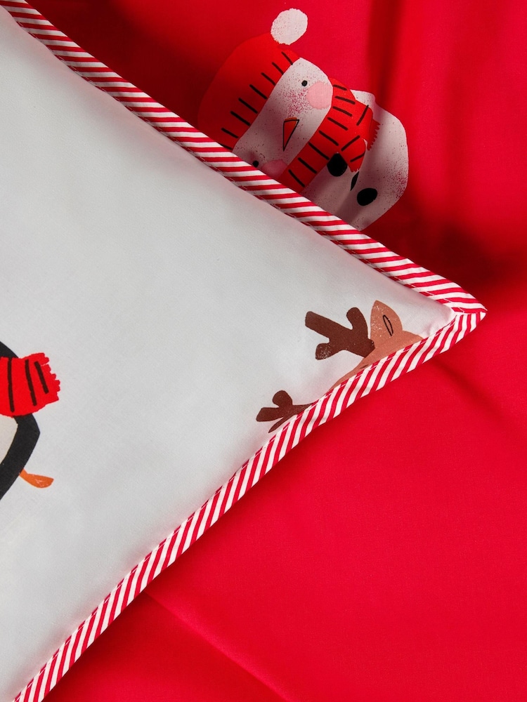 Red Santa Christmas Duvet Cover and Pillowcase Set - Image 11 of 11