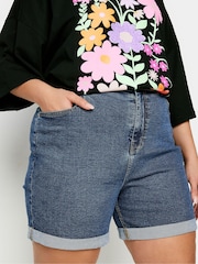 Yours Curve Blue Mom Turn Hem Shorts - Image 4 of 5