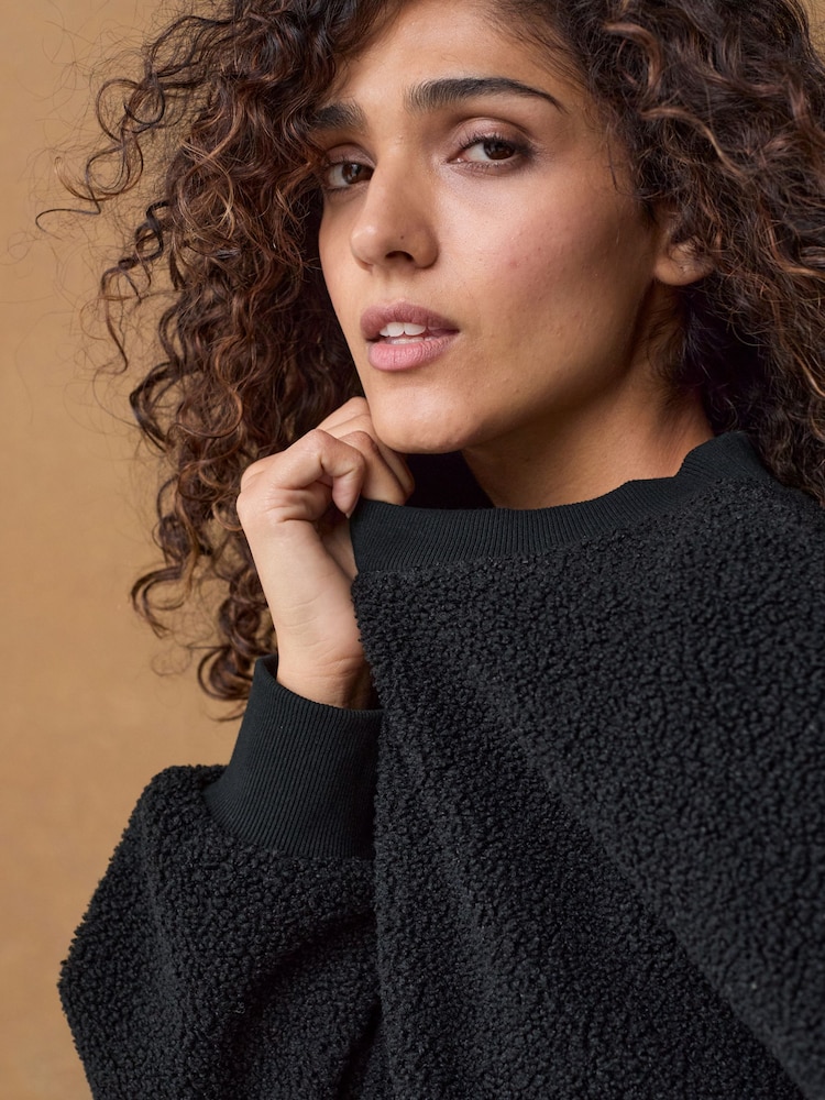 Black Print Relaxed Fit Teddy Borg Fleece Cord Back Longline Crew Neck Sweatshirt - Image 2 of 6