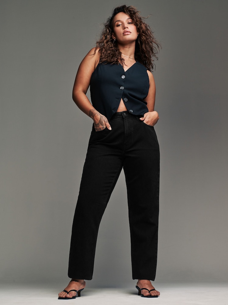 Schwarz - Figurbetonte Hourglass-Mom-Jeans aus 100 % Baumwolle - Bild 2 von 9 Schwarz - Figurbetonte Hourglass-Mom-Jeans aus 100 % Baumwolle - Bild 2 von 9