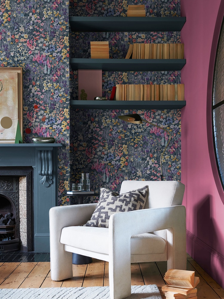 Graham & Brown Midnight Cottage Garden A4 Sample - Image 4 of 4