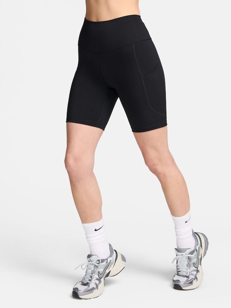 Schwarz - Nike One High-Waisted Cycling Shorts With Pockets - Bild 1 von 9