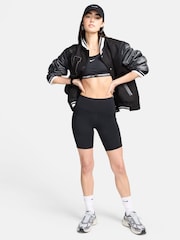Schwarz - Nike One High-Waisted Cycling Shorts With Pockets - Bild 3 von 9