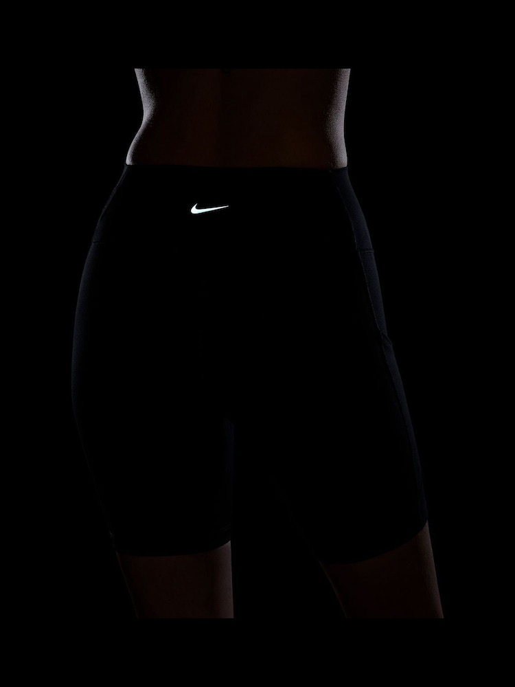 Nike Black One High-Waisted Cycling Shorts With Pockets - Image 8 of 9