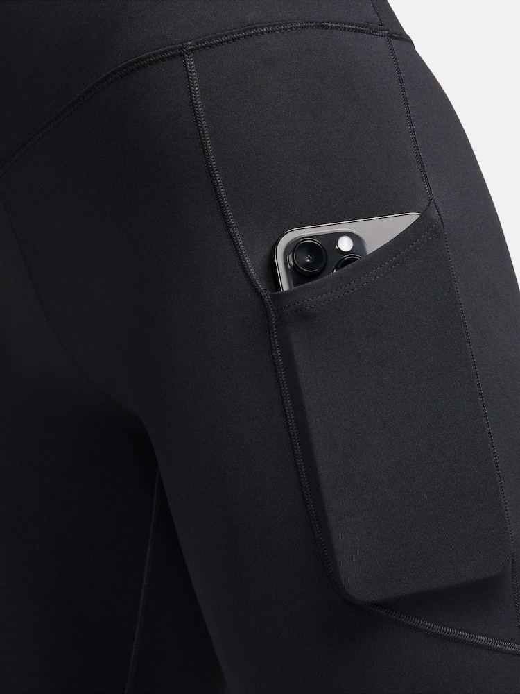 Schwarz - Nike One High-Waisted Cycling Shorts With Pockets - Bild 9 von 9