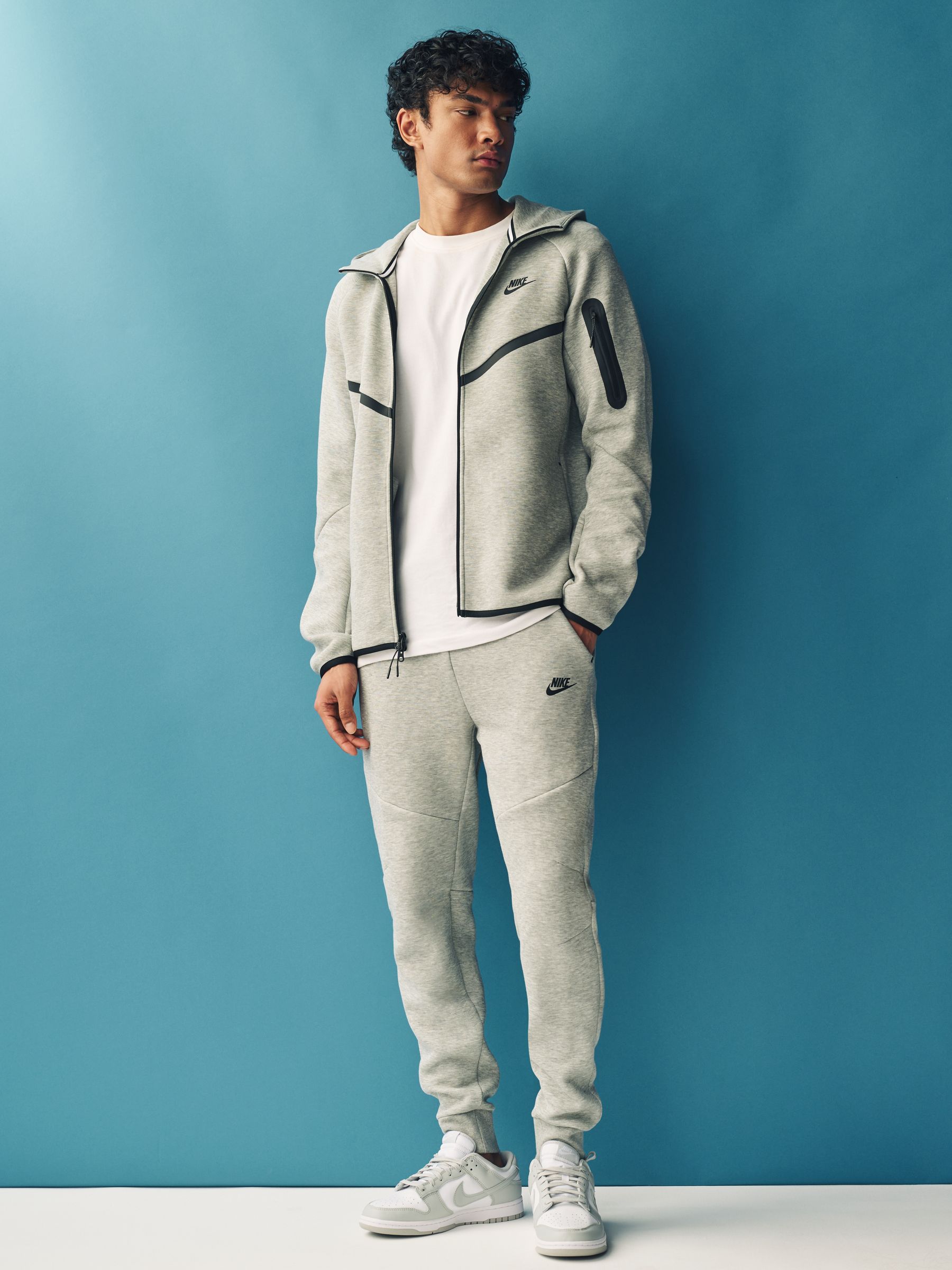 Сірий - Nike Gym червоний Tech Fleece Zip Up худі