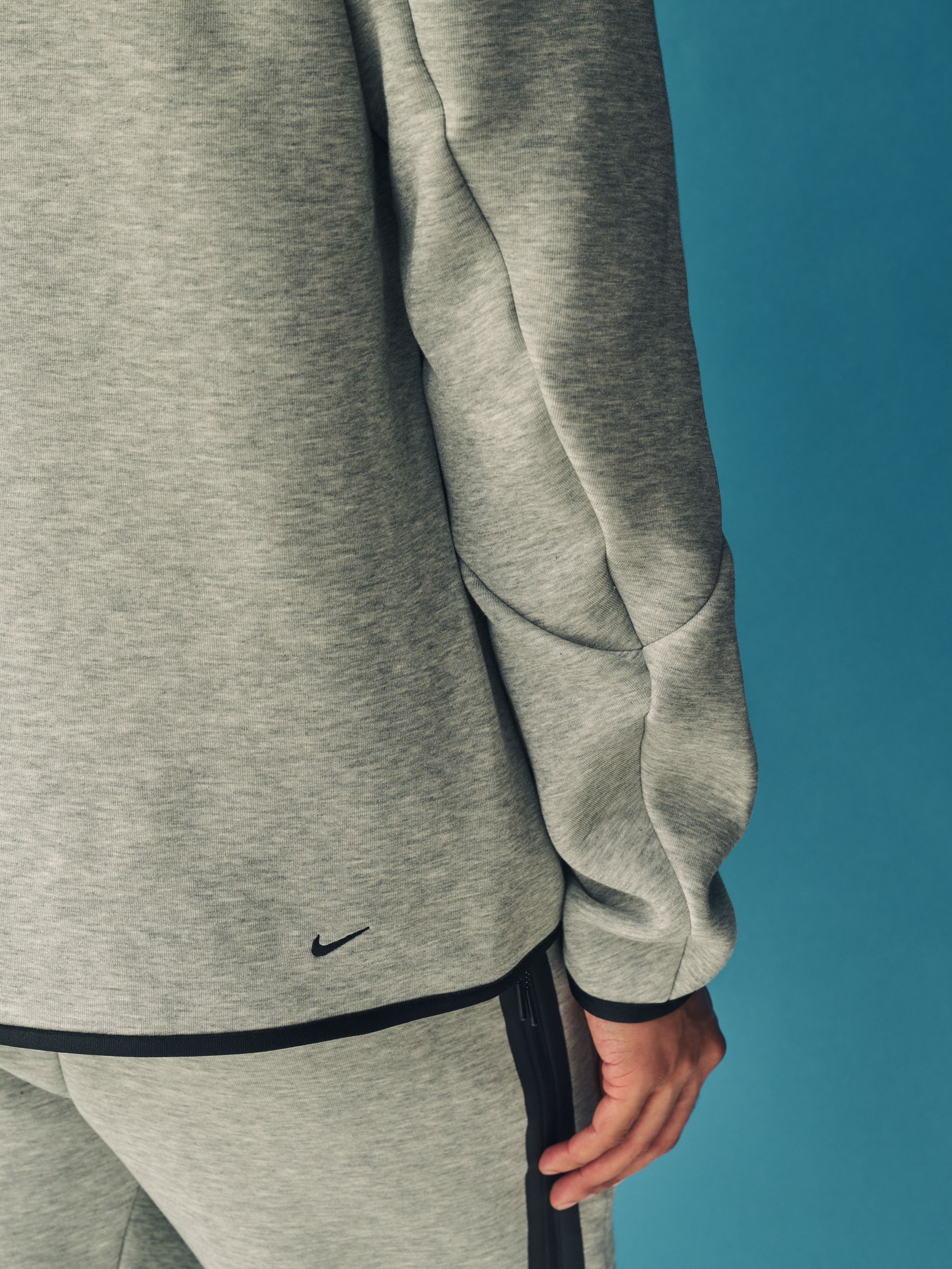Buy Сірий - Nike Gym червоний Tech Fleece Zip Up худі з сайту Next Ukraine