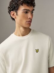 Lyle & Scott White Relaxed Fit Crew Neck 100% Cotton T-Shirt - Image 2 of 3