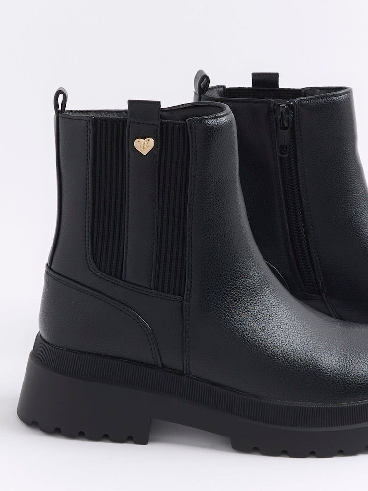 River Island Black Girls Stud Chelsea Boots - Image 4 of 4 River Island Black Girls Stud Chelsea Boots - Image 4 of 4
