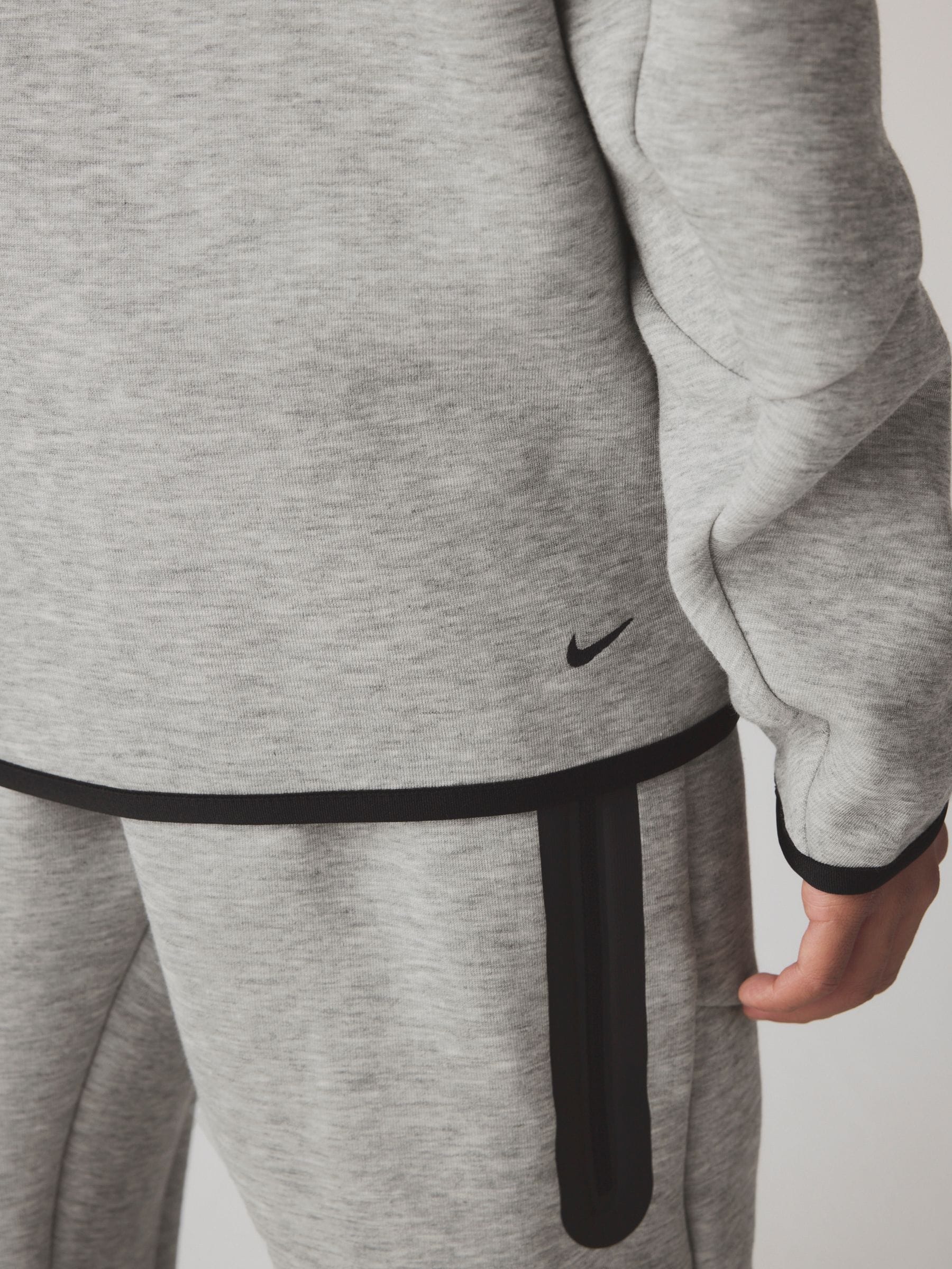 grey nike tech fleece set