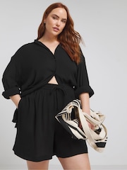 Simply Be Black Tie Waist Crinkle Shorts - Image 4 of 4