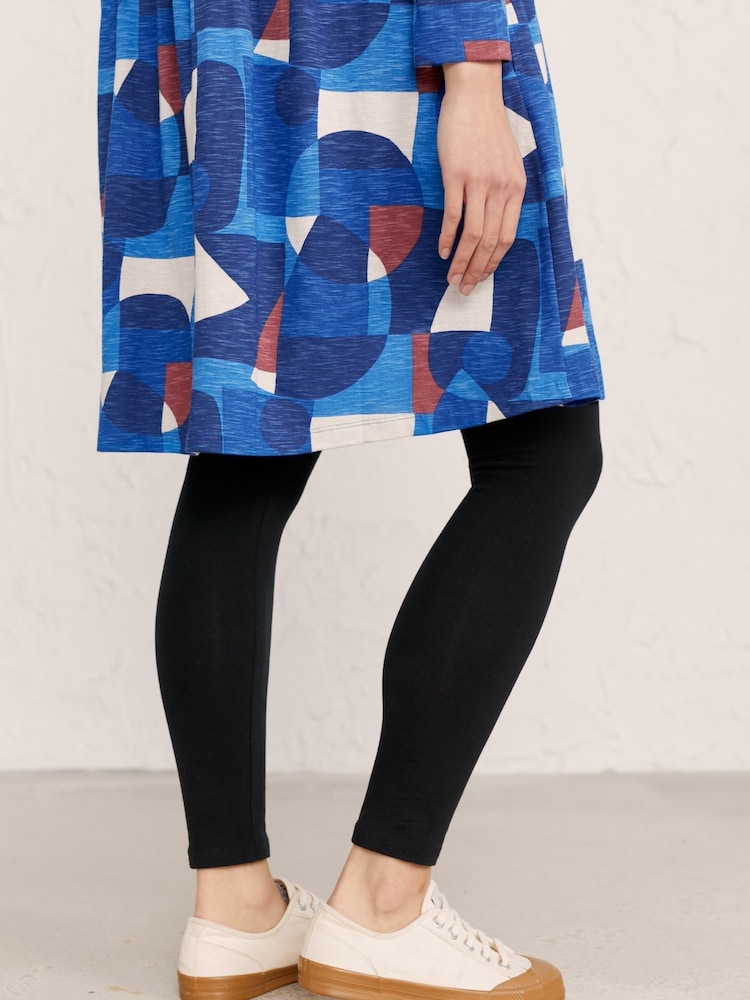 Seasalt Cornwall Black Sea Dance Cotton Leggings - Image 2 of 4