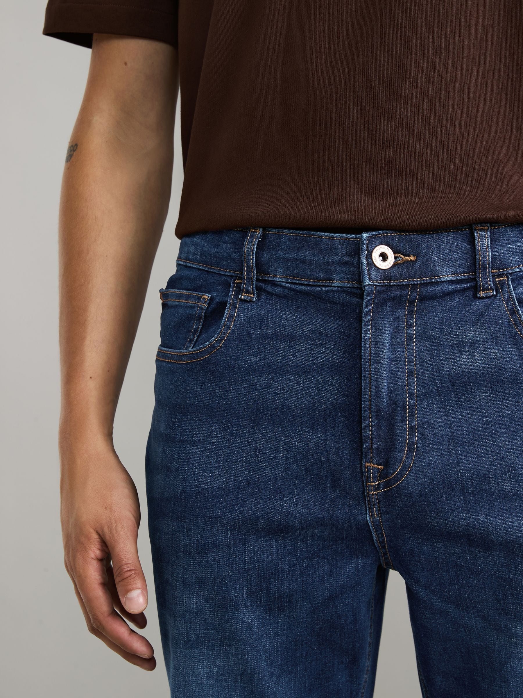 Buy Blue Mid Regular Tapered Fit Straight Fit Classic Stretch