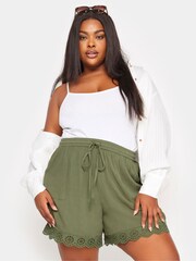 Yours Curve Green Broderie Anglaise Scalloped Shorts - Image 1 of 5