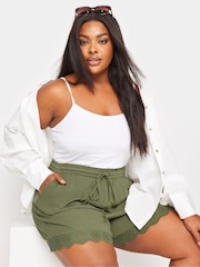 Yours Curve Green Broderie Anglaise Scalloped Shorts - Image 4 of 5