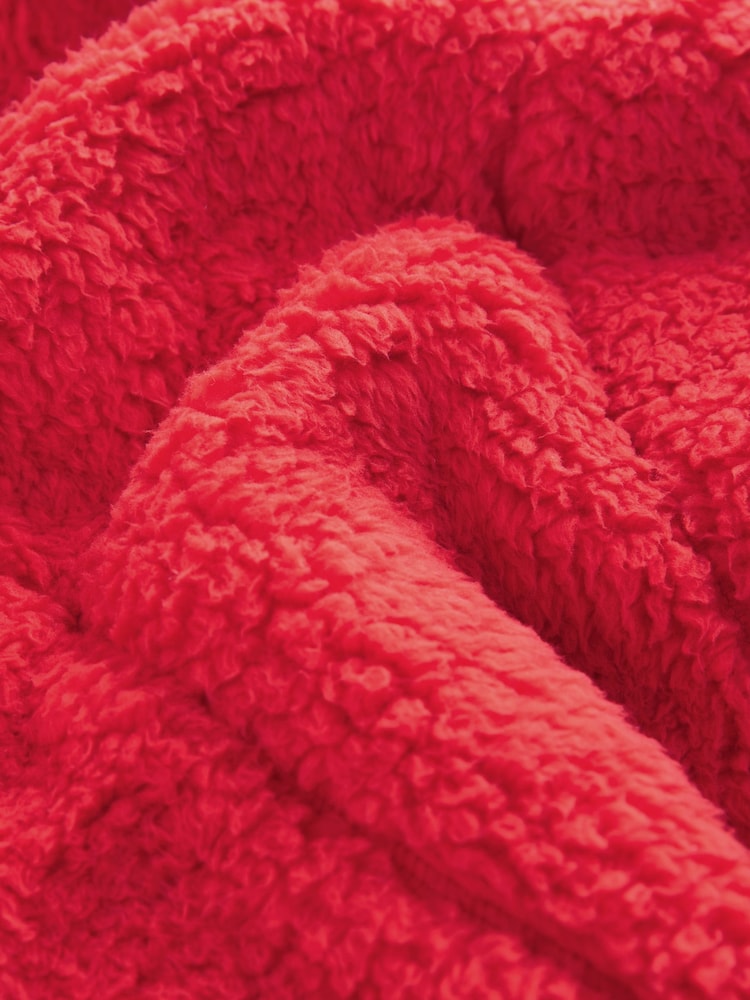 Rot - Teddyfell-Jacke mit halbem Reißverschluss - Bild 9 von 9 Rot - Teddyfell-Jacke mit halbem Reißverschluss - Bild 9 von 9
