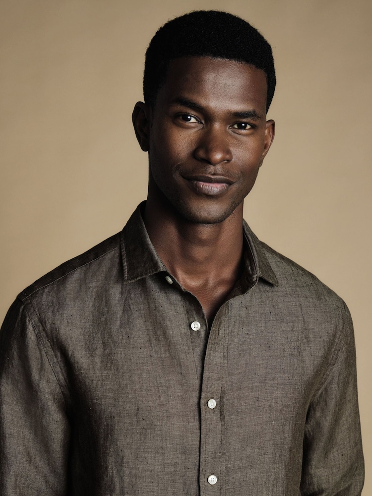 Charles Tyrwhitt Brown Slim Fit Plain Short Sleeve Pure 100% Linen Shirt - Image 2 of 6