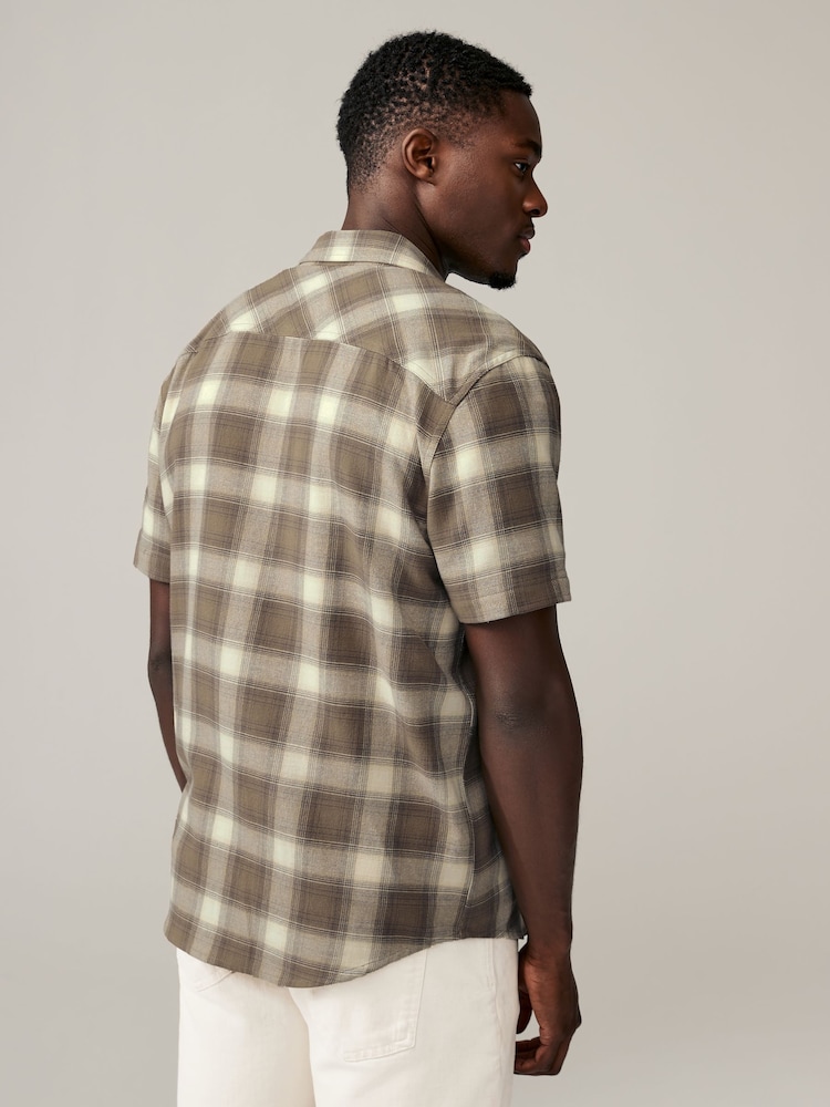 Stone Natural Short Sleeve Check Twin Pocket Western 100% Cotton Shirt - Image 4 of 8