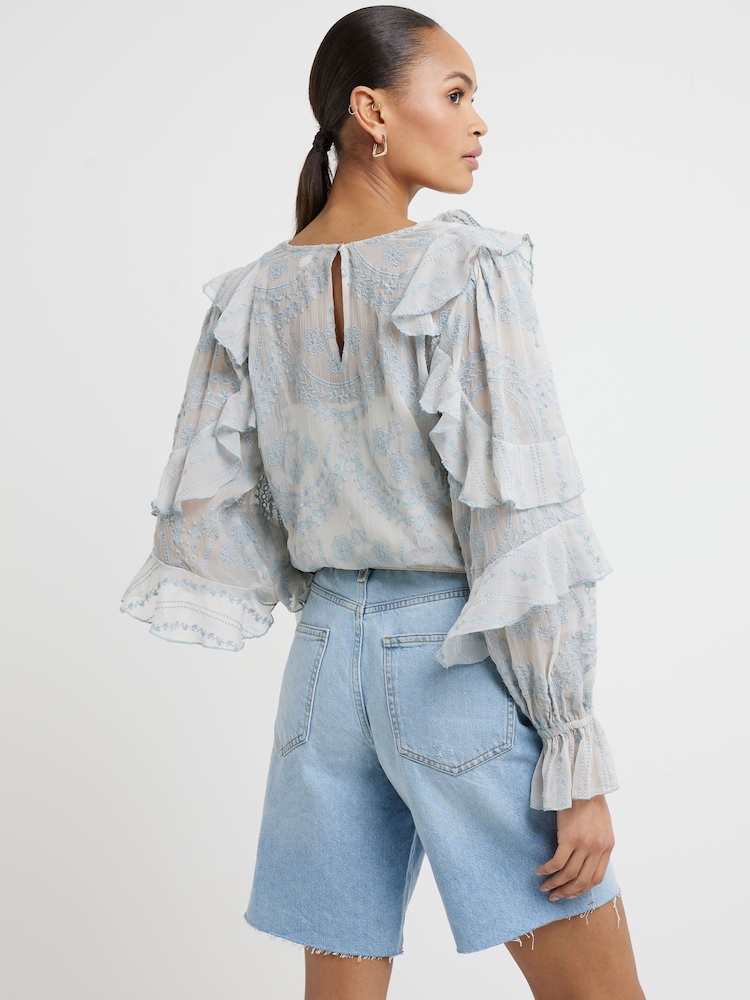 River Island блузка с вышивкой ришелье и оборками - Изображение 2 из 6 River Island блузка с вышивкой ришелье и оборками - Изображение 2 из 6