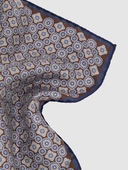Reiss Navy/Chocolate Salerno Silk Medallion Print Pocket Square - Image 4 of 5